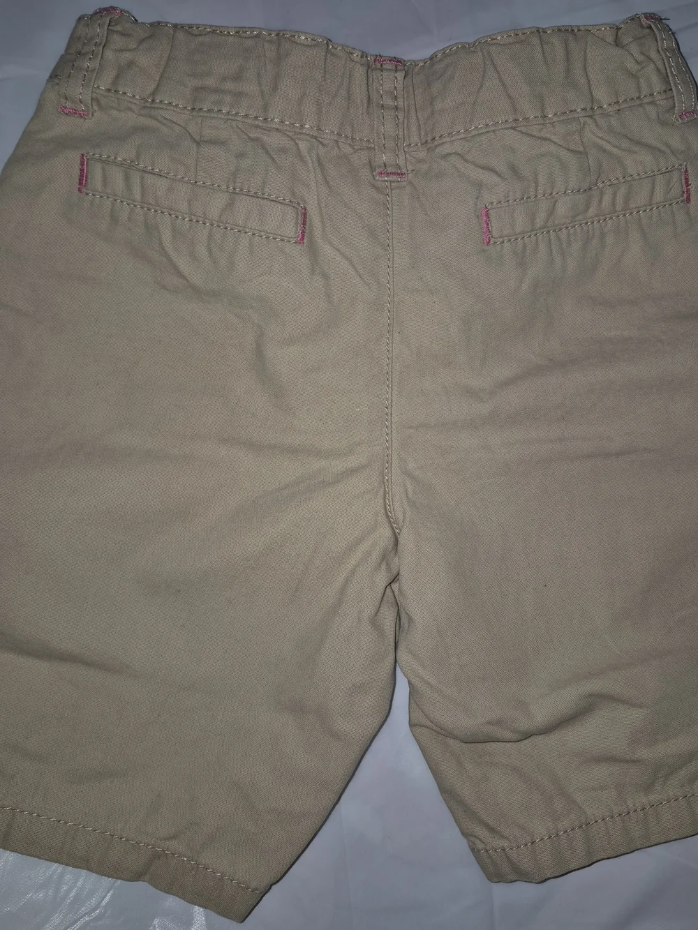2012 Gymboree 'Bright Tulip' Girls Size 5 Kahki Shorts, SS T-shirt & 2Hair Clips